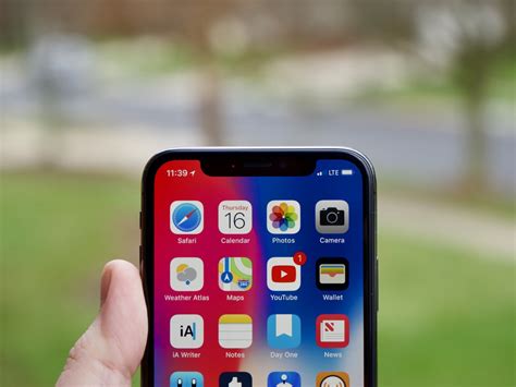 Template To Avoid The Iphone X Notch In Your Custom Wallpapers Try