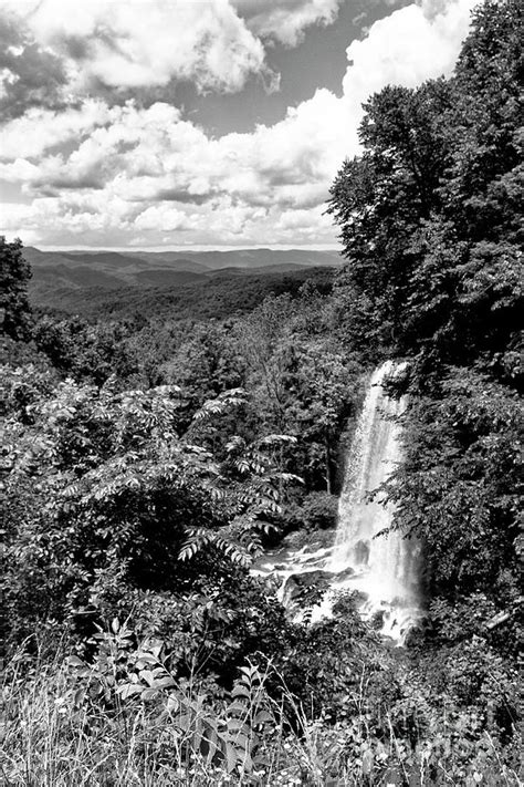 Falling Springs Falls Photograph By Cara Walton Pixels