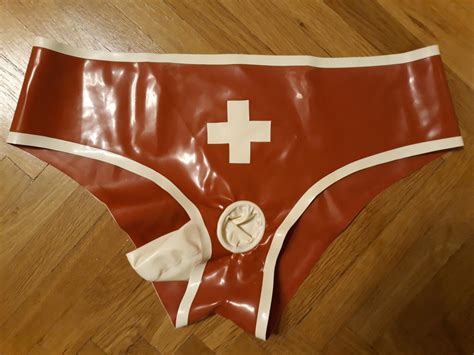 Rubber Latex Slip Mit Kondom In 1020 Kg Leopoldstadt Für € 1500 Zum