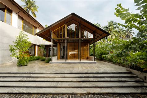 This Kerala Home Gives A Modern Twist To The Regions Traditional Malabar Architecture Kerala