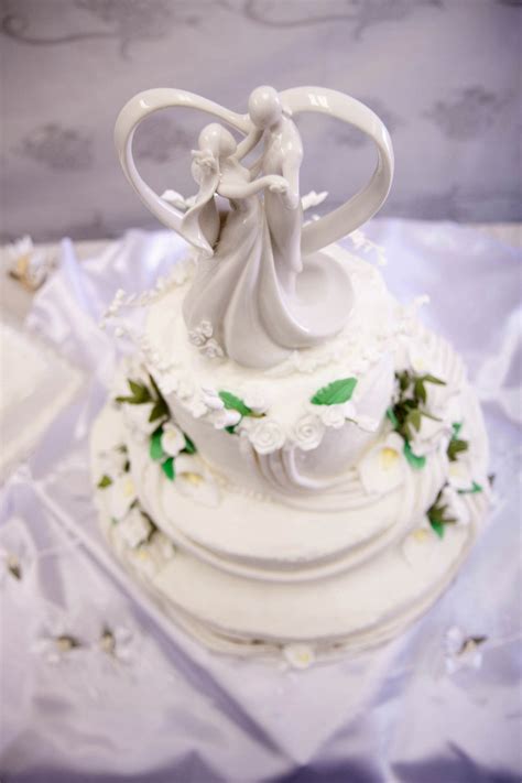Celtic Wedding Cake Celtic Wedding Wedding Cakes Brides Desserts