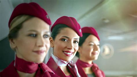 La tripulación de Turkish Airlines estrena nuevos uniformes Inout Viajes