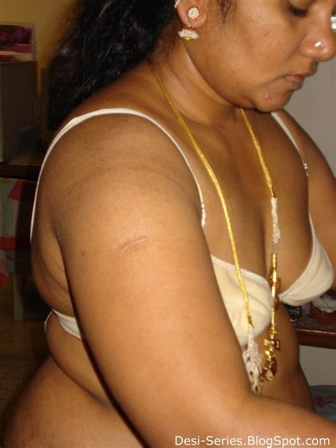 Indian Tamil Mature Aunty In Golden Sari Looking Sexy And Big 190 Pics