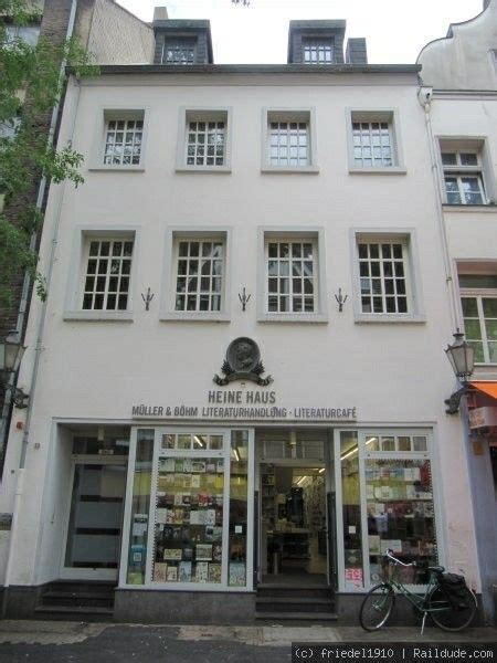 This stipend allows support of the literature projects in the lüneburg region for authors and readers. Heine Haus in de Bolkerstrasse Düsseldorf, waarin een ...