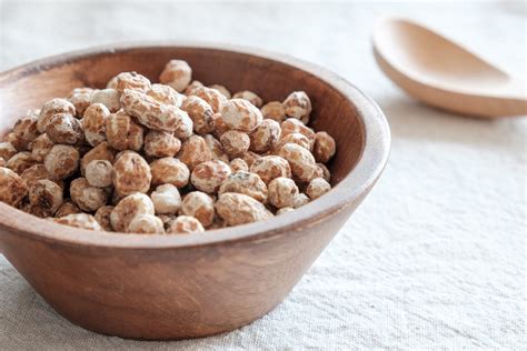 Tiger Nuts Nutrition Health Benefits And How To Eat Them The Healthy