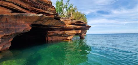 Pin By Megan Banet On Oh The Places Youll Go Island Lake Superior