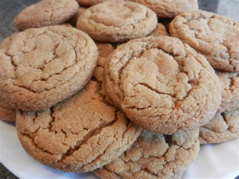 Easy Molasses Sugar Cookie Recipe