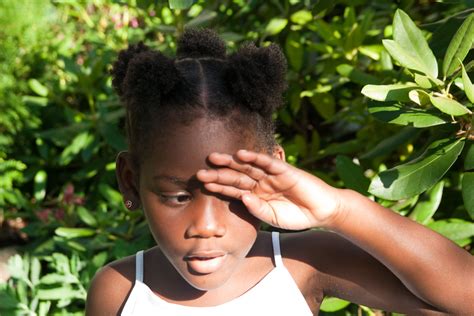 We've round up some fabulous afro hairstyles, open for you to explore. Afro puffs - Wikipedia