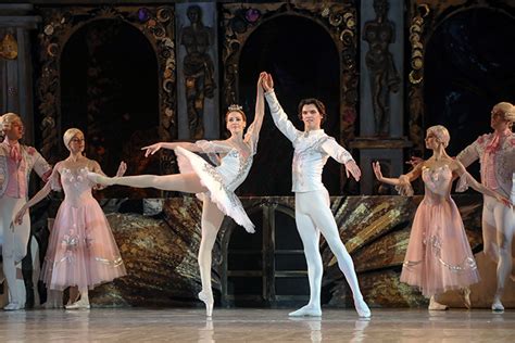Casse Noisettes De Tchakovski La Magie Op Re Avec Le Ballet De Lop Ra National De Kiev Au