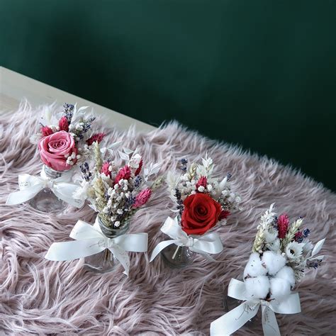 Preserved flowers in a box singapore. 10 Florists In Singapore With Preserved Flowers From $28 ...
