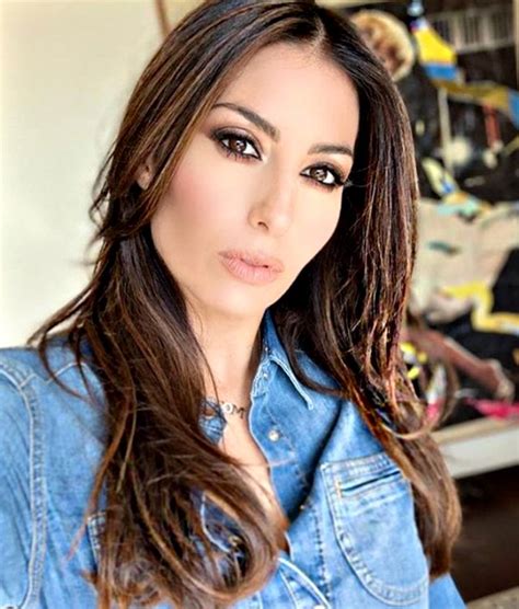 E' stata sposata con il noto. Chi è Elisabetta Gregoraci? Età, altezza, fisico ...