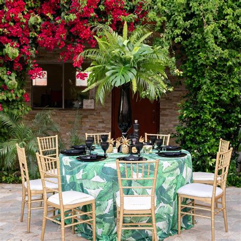 Maybe you would like to learn more about one of these? Tropical Glam 40th Birthday Party Inspiration - TINSELBOX