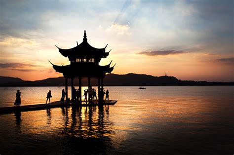 Sunset And Pagoda West Lake Hangzhou Internshipunion
