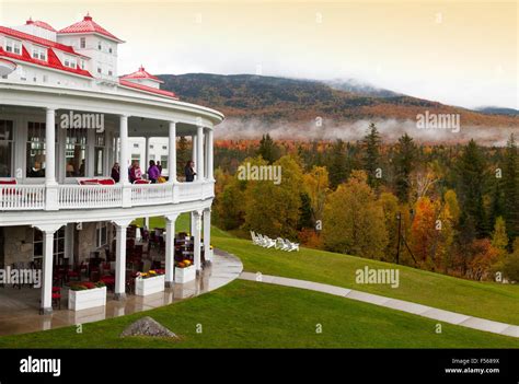 Guests At The Luxury Mount Washington Hotel In Autumn Bretton Woods