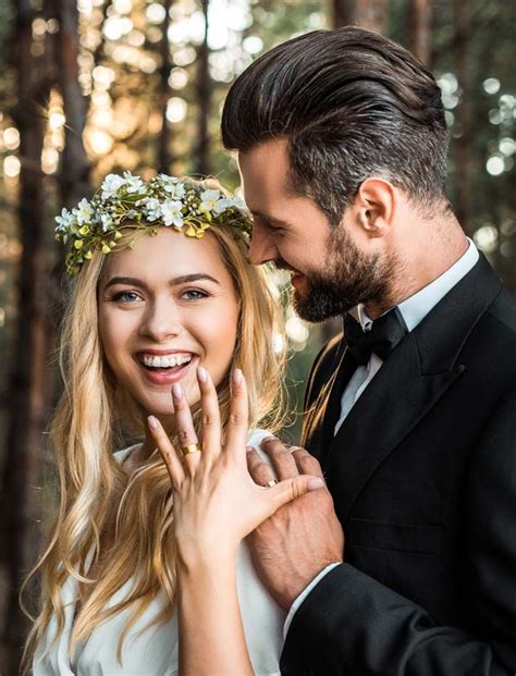 Maybe you would like to learn more about one of these? Wo trägt man den Verlobungsring? Rechts oder links? | Ring ...