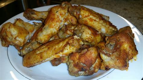 Chicken wings take about 40 minutes to bake until they're nice and crispy at 425 f degrees. Parboil And Baked Chicken Wingd - When you eat chicken wings you're actually eating only 2/3 of ...
