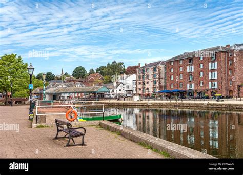 Custon House Visitor Center At The Historic Exeter Quayside Devon