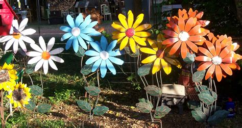 Decorate your garden with creative and charming metal sunflower garden stakes at alibaba.com at competitive prices. SUSAN'S COLORFUL LIFE: Just Can't Get Enough.....