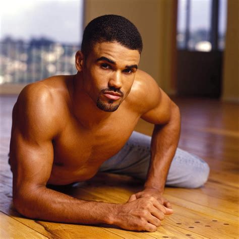 Want to know more about shemar moore's family? Shemar Moore photo 16 of 19 pics, wallpaper - photo ...