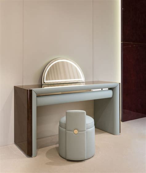 Turri The Art Of Living Italian Luxury Furniture Luxury Bedroom
