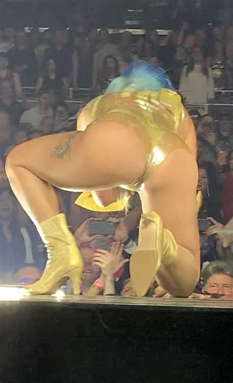 Lady Gagas Ass 55 Pics Xhamster