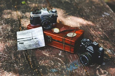 Vintage Cameras · Free Stock Photo