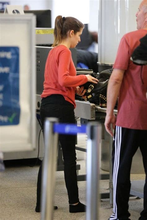 Anna Kendrick At Los Angeles International Airport Hawtcelebs