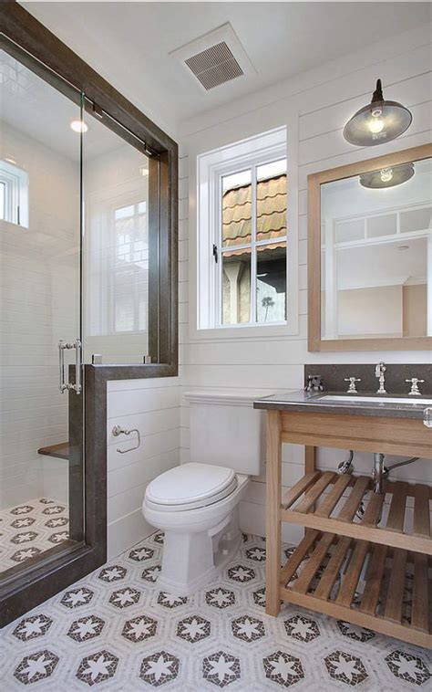 How to design a functional small bathroom