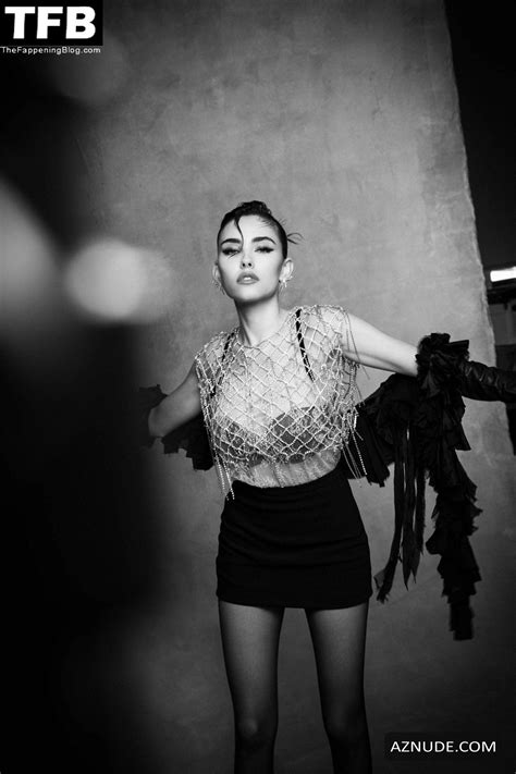 Madison Beer Sexy Poses Showcasing Her Stunning Figure In A Photoshoot