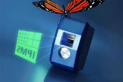 Miniaturized Color Mems Scanning Mirror Based Laser Projector