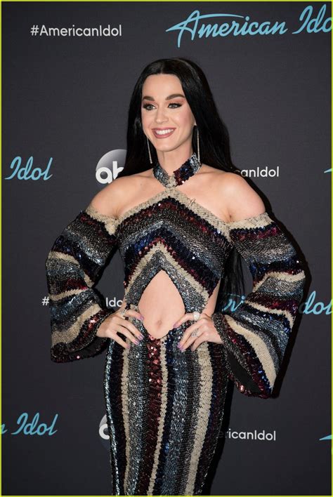 Katy Perry Rocks Long Black Hair On American Idol Top 5 Episode