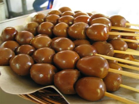 Ada yang kecil seperti ayam kate dan telur yang besar seperti telur ayam kalkun. Resep Membuat Sate Telur Puyuh Bumbu Kecap Enak | Kumpulan ...