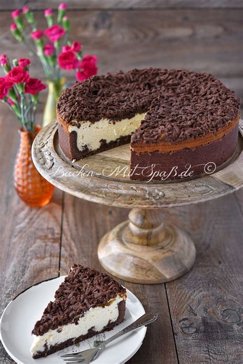 Jetzt ausprobieren mit ♥ chefkoch.de ♥. Russischer Zupfkuchen - mit Quark-Eier-Masse und Kakao ...