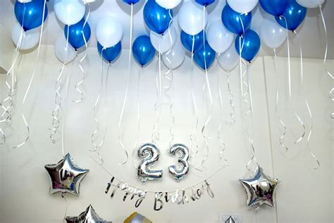 Blue Balloon Decor For Birthday Boy