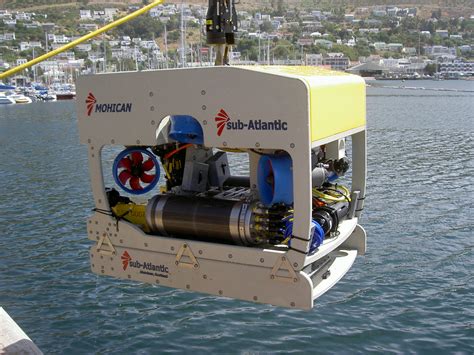 It operates much like a miniature submarine, but without the people operating it from onboard. Forum Sells ROV's to Russia and Norway | Intervention ...