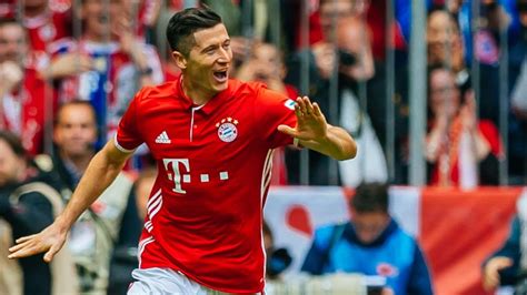 Lewandowskis Historic 30 Goals Fc Bayern München Bundesliga