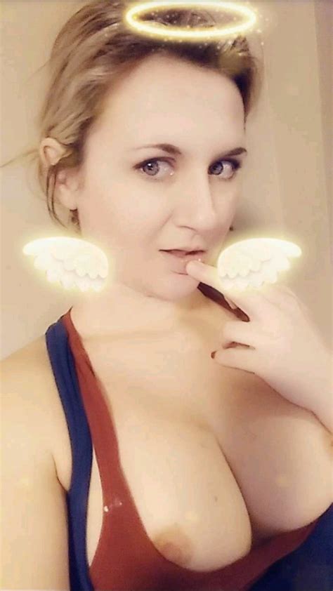 Tw Pornstars Fifi Foxx Twitter Angelic Or Not Pm