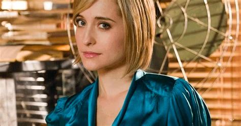 Smallville Actress Allison Mack Is Released After Serving Time For