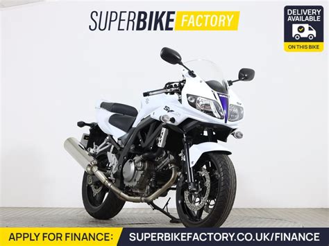 2016 suzuki sv650s white with 4507 miles used motorbikes dealer macclesfield and donington park