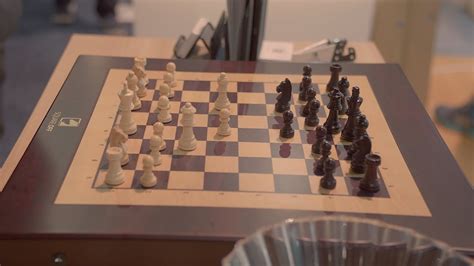 Squareoff Smart Chess Board Ces 2020 Youtube