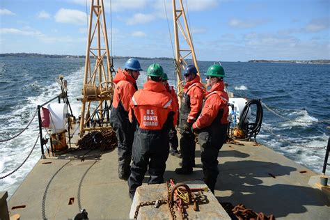 Dvids Images Coast Guard Aids To Navigation Team Bristol Conducts