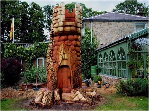 Picture Of Castle Carving Carved Tree Stump Tree Carving Tree Sculpture