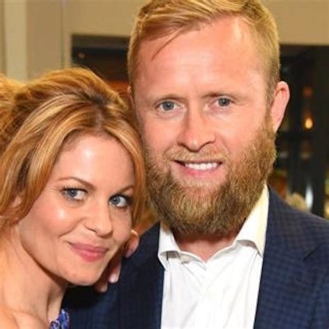 Candace Cameron Bure Defends Handsy Photo With Husband - E! Online - CA