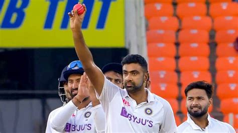 English batsmen have shown smart application to survive the first session in chennai on the fifth day of the final test. IND VS ENG VVS Laxman Ravichandran Ashwin Akash Chopra ...