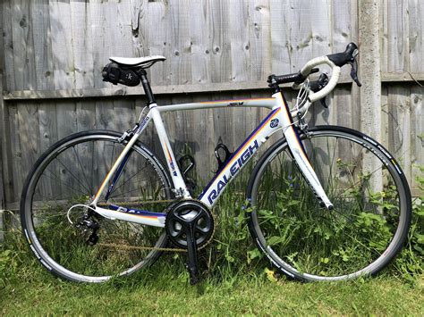 A typical mountain bike chain will last 750 for a beginning mountain biker, this might all be too much. Clean(ish) bike day and new gold chain. Too bling? : bicycling