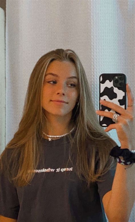 Tetapi belum semua warganet sudah mengetahui sebuah link saat ini viral, sehingga banyak sekali pencarian mengenai link tersebut di sebuah pencarian google. anna shumate in 2020 | Anna banana, I love girls, Shumate