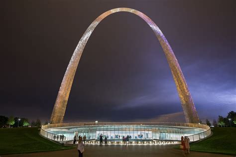 St Louis Arch Completion Iqs Executive