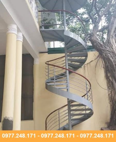 50 Mẫu Cầu Thang Sắt Lên Sân Thượng đẹp Thi Công Giá Bao Nhiêu