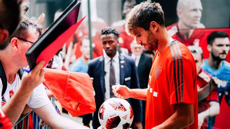 See a recent post on tumblr from @ermuellert about jamal musiala. FC Bayern take 27-man squad to the Audi Summer Tour 2019