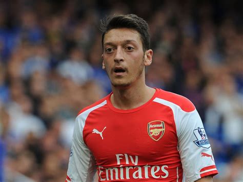 Mesut Ozil I Have Complete Trust In Arsenal Boss Arsene Wenger Says